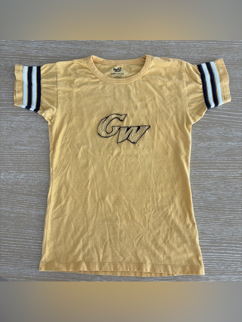 George Washington University Appliqué T-shirt Cotton Women’s S Banner Supply Co